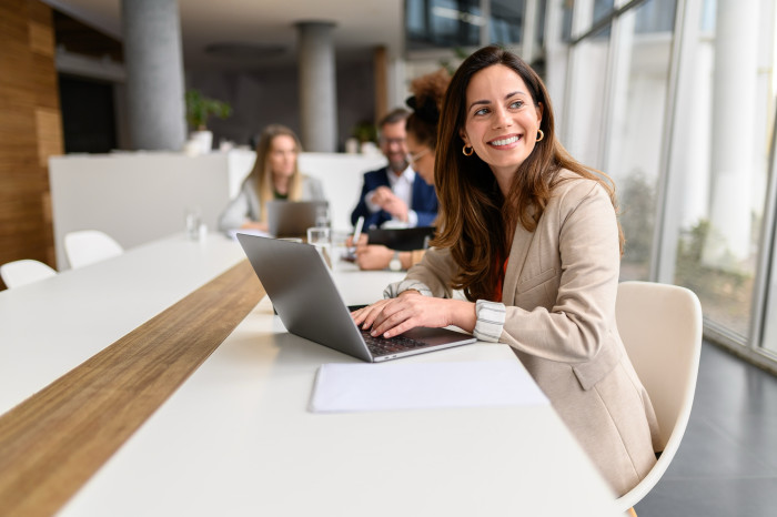 Female_working_at_table.jpg